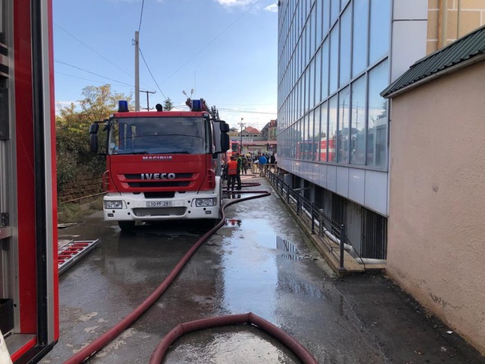 Masazırda restoranda baş verən yanğın söndürülüb - YENİLƏNİB (FOTO)