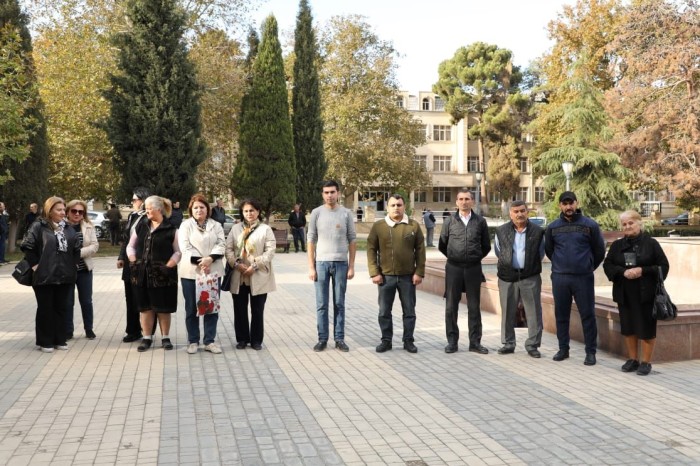 "Səyyar qəbul otağı" Gəncə sakinlərinin ixtiyarında - FOTOLAR