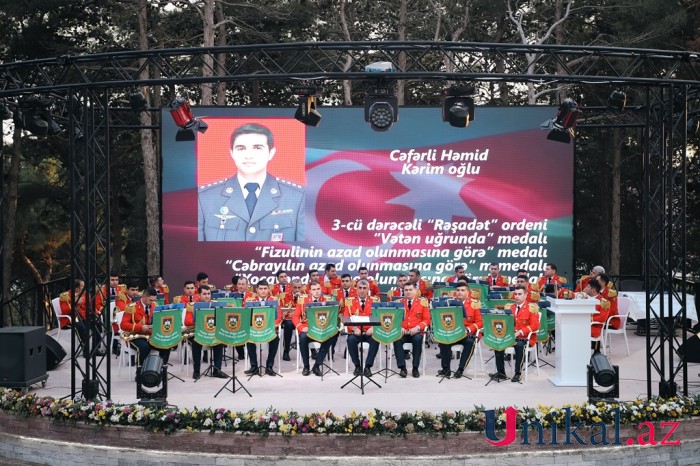 Xətai rayonunda Zəfər Gününə həsr olunmuş konsert proqramı təşkil olunub - FOTOLAR