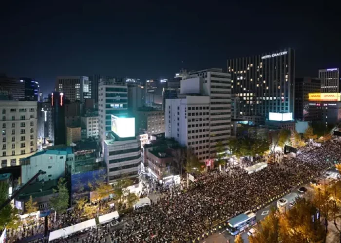 Bayram tədbirində ölənlərlə bağlı Seul prezidentinin istefası tələb edildi