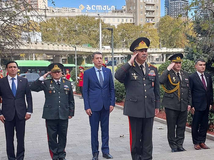 Zakir Həsənov Qaribaşvili ilə görüşdü