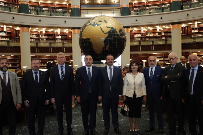 Millət Kitabxanasında kitab təqdimatı və konfrans keçirilib - FOTO