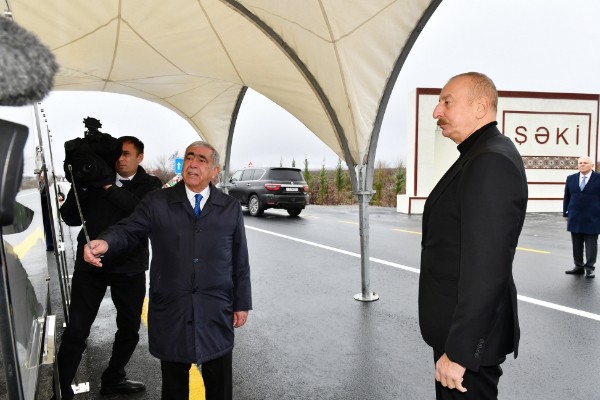 İlham Əliyev Oğuz-Şəki avtomobil yolunun açılışını etdi