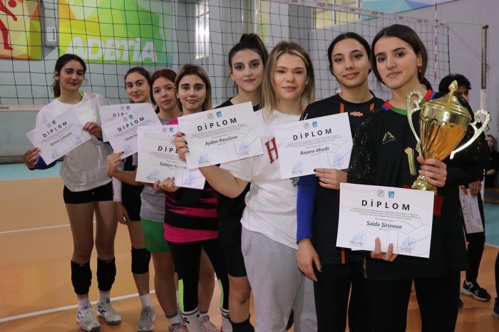 Voleybol turnirinin qalibləri mükafatlandırıldı - FOTOLAR