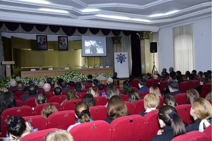 Xətai rayonunda “Əbədiyaşar Lider” mövzusunda anım tədbiri keçirildi - FOTO