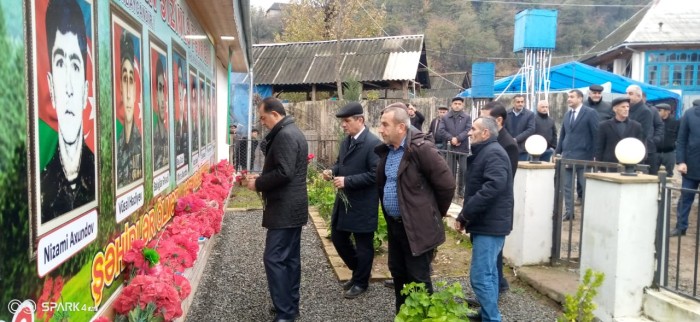 Taleh Qaraşov şəhidin məzarını ziyarət etdi - FOTOLAR