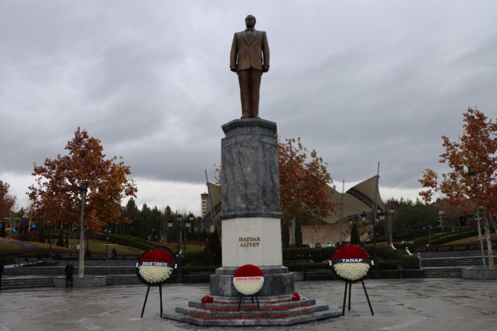 Ankarada Ümummilli liderin xatirəsinə həsr olunmuş tədbirlər təşkil olunub - FOTO