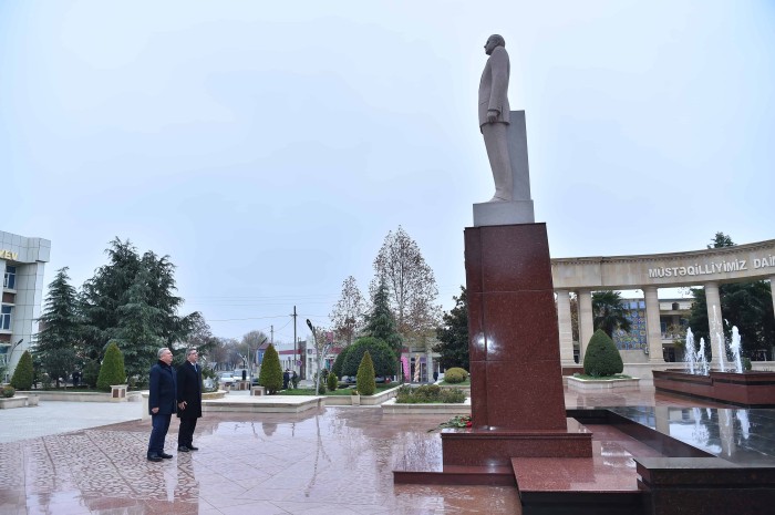 Köçərli Həsənov vətəndaşları qəbul etdi - FOTOLAR