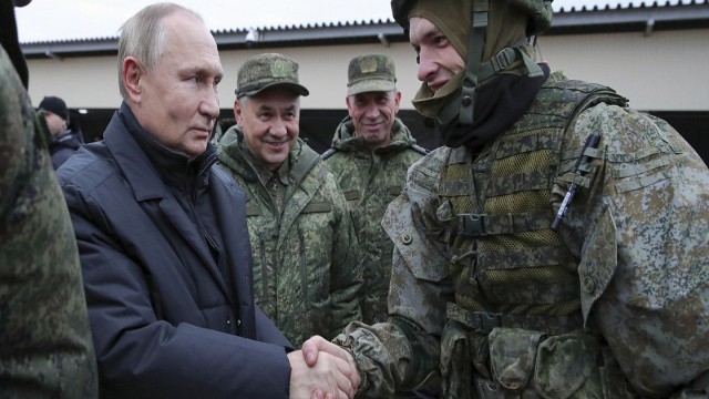 Putin xüsusi hərbi əməliyyat zonasına getdi