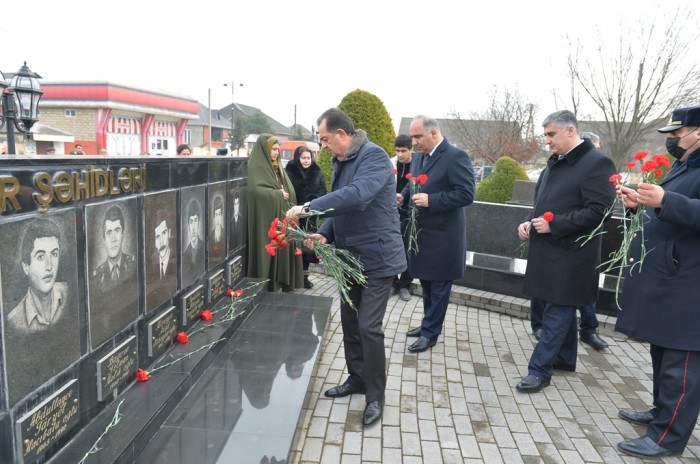 Lənkəranda 20 Yanvar şəhidlərinin xatirəsi anıldı - FOTOLAR