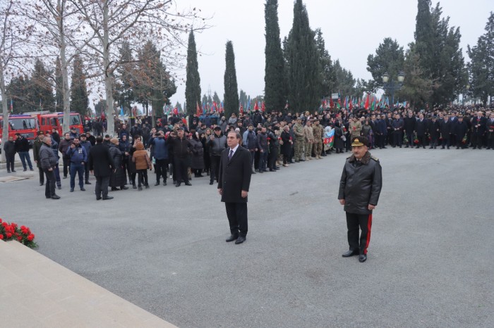 Gəncədə 20 Yanvar şəhidlərinin xatirəsi ehtiramla yad edilib - FOTOLAR