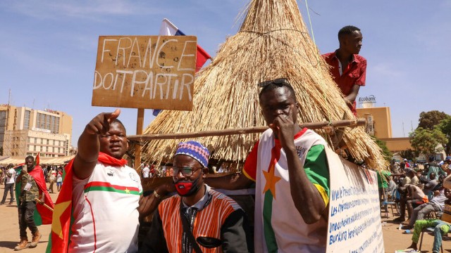 Fransa qoşunlarını bir ay ərzində Burkina Fasodançıxaracaq