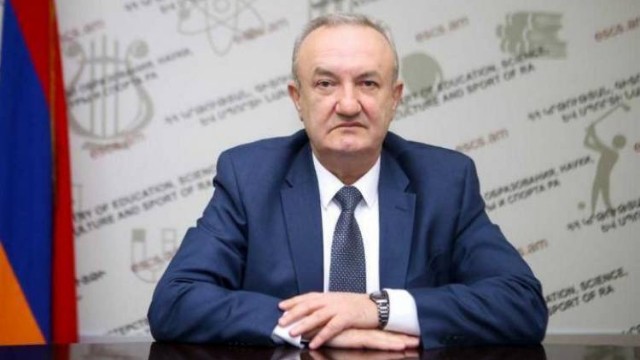 Keçmiş nazir Ermənistan prezidentinin müşaviri oldu