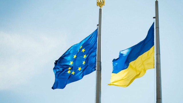 Avropa İttifaqı Ukraynaya yeni yardımpaketi ayırdı