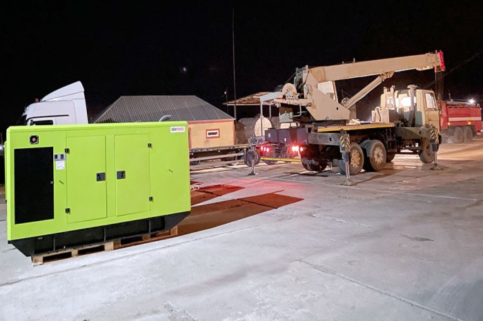 Prezidentin göstərişi ilə Türkiyəyə stasionar generatorlar göndərilib - FOTO