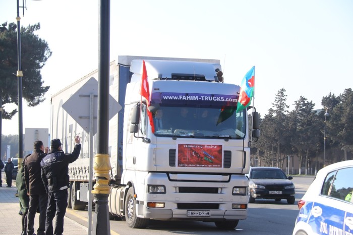 Neftçaladan Türkiyəyə qardaş köməyi - FOTOLAR