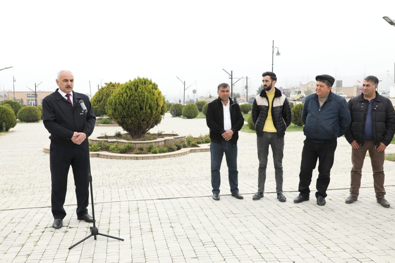 "Səyyar qəbul otağı" sakinlərin və sahibkarların ixtiyarında olub - FOTOLAR