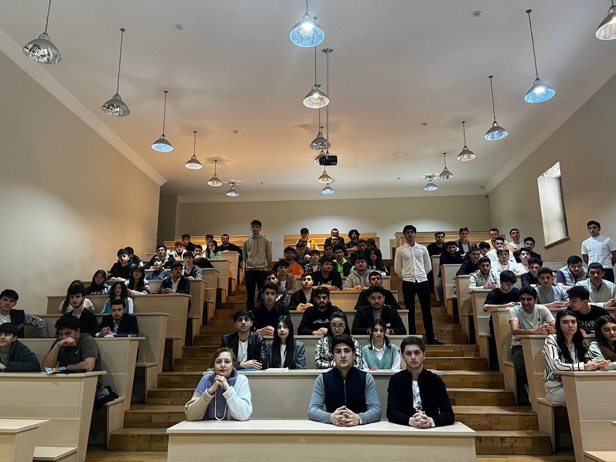 AzMİU-da "Heydər Əliyev İli" ilə bağlı silsilə seminarlar təşkil olunub - FOTOLAR