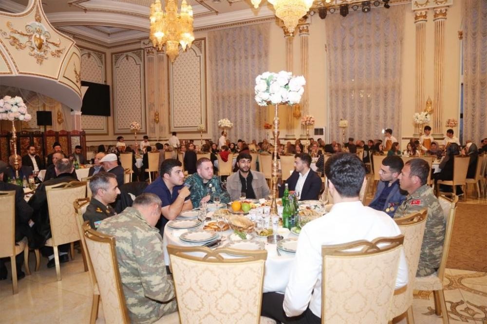 Mehriban Əliyevanın təşəbbüsü ilə iftar süfrəsi açılıb - FOTO