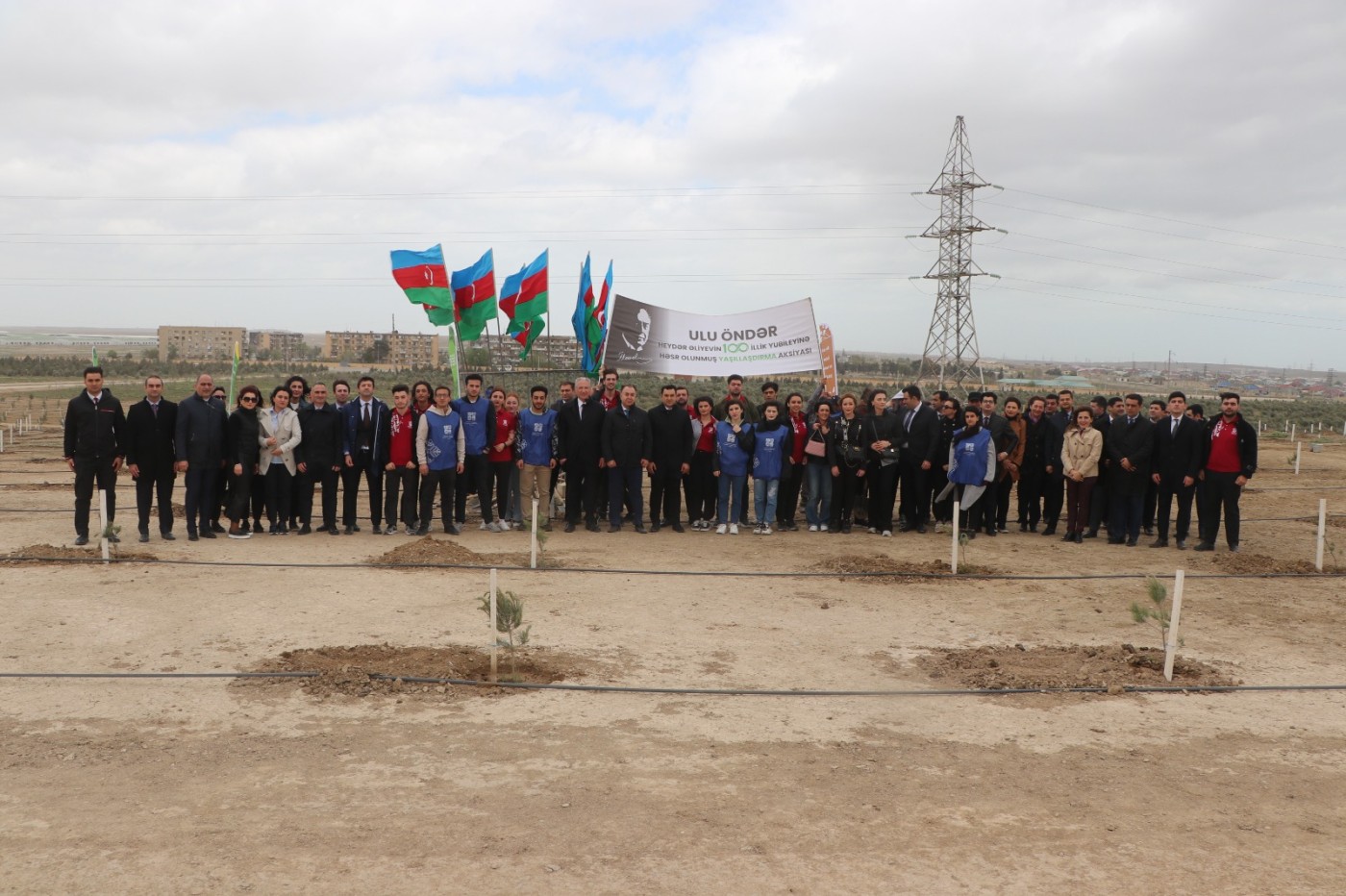 Heydər Əliyevin yubileyi ilə əlaqədar ağacəkmə tədbirləri keçirildi - FOTOLAR