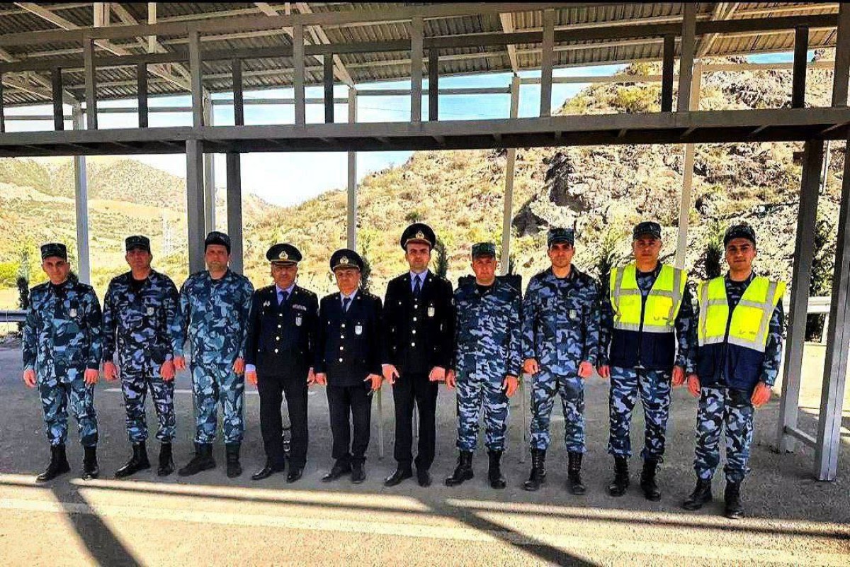 Laçında pasport yoxlanış köşkü qoyulub - FOTO