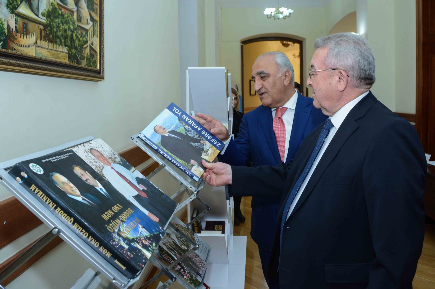 “Heydər Əliyevin görmək istədiyi universitet” adlı konfrans keçirildi - FOTOLAR