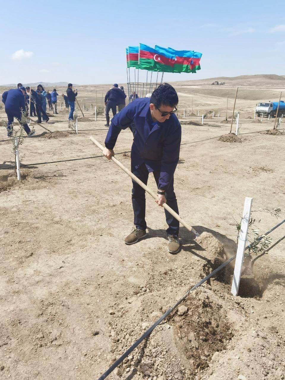 Ulu Öndər Heydər Əliyevin 100 illik yubileyi ilə əlaqədar ağacəkmə tədbirləri davam edir - FOTO