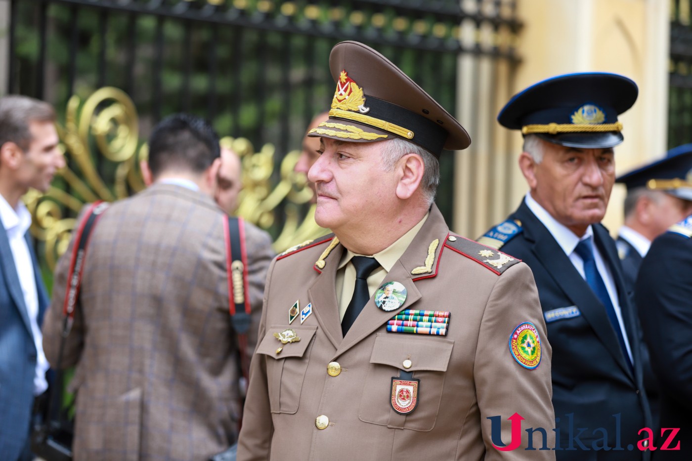 Generallar Heydər Əliyevin məzarını ziyarət edirlər - FOTOLAR