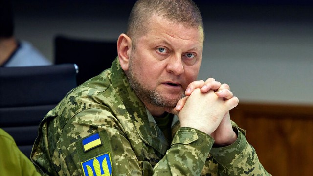 Ukrayna Ali Baş Komandanı NATO rəsmiləri ilə danışıqlardan imtina edib