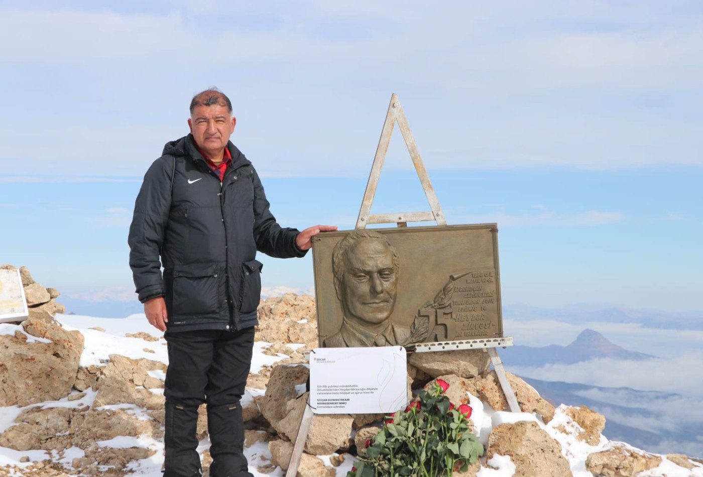 Nazirliyin bir qrup əməkdaşı “Heydər zirvəsi”nə yürüş etdi - FOTOLAR