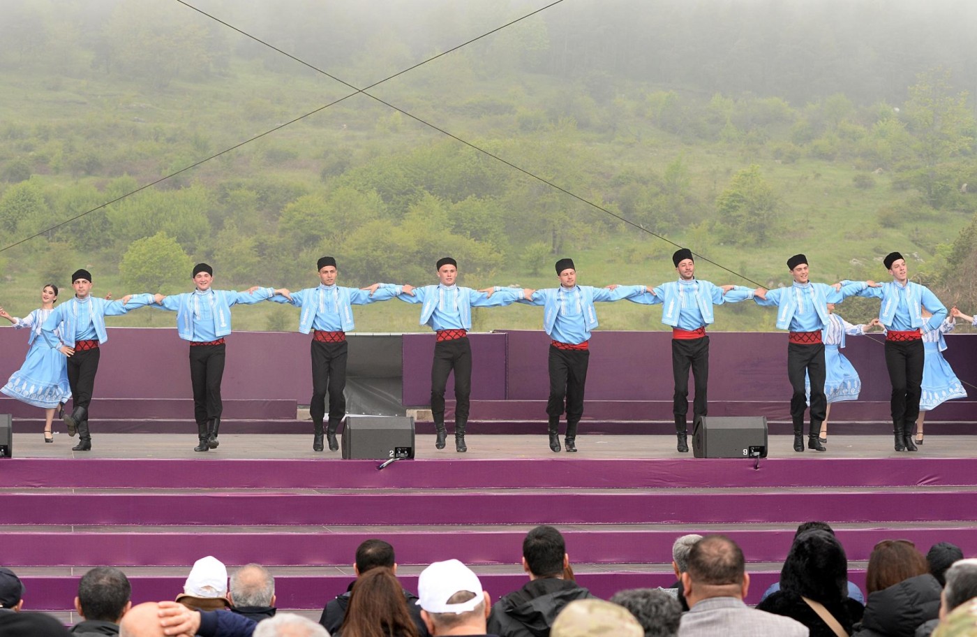 Şuşada “Xarıbülbül” Beynəlxalq Musiqi Festivalının qala-konserti olub - FOTOLAR