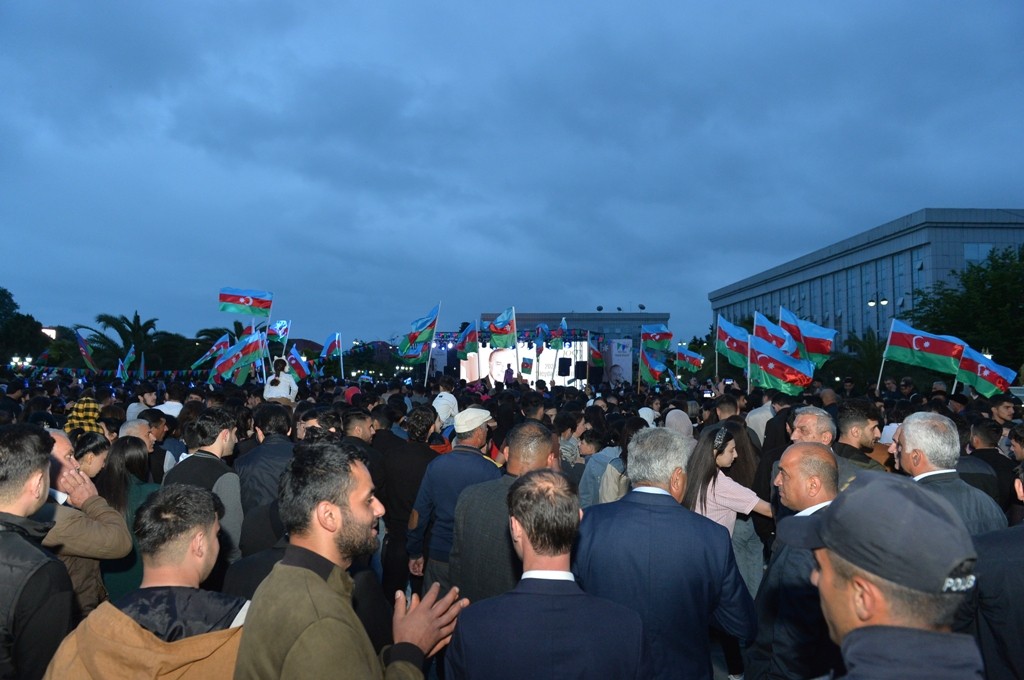 Lənkəranda Ulu Öndərlə bağlı konsert keçirildi - FOTOLAR