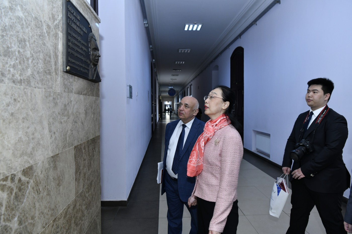 ADNSU-nun rektoru Çinin səfiri ilə görüşüb - FOTO