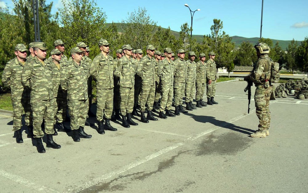 Hərbi vəzifəlilərin növbəti təlim toplanışı keçirilir - FOTOLAR