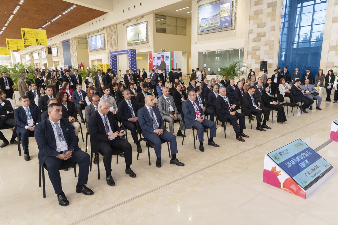 “Kənd təsərrüfatının inkişafında Heydər Əliyevin uğurlu aqrar siyasəti” adlı sessiya keçirildi - FOTOLAR