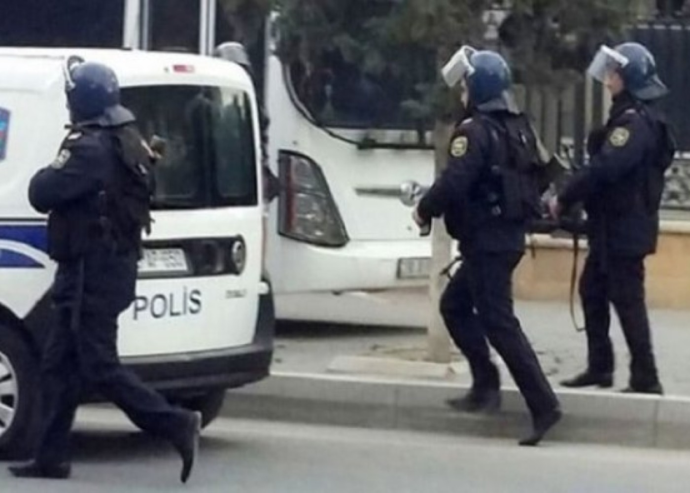 DİN Nardaran və Bakıxanovda əməliyyat keçirdi - 75 nəfər saxlanıldı (VİDEO)