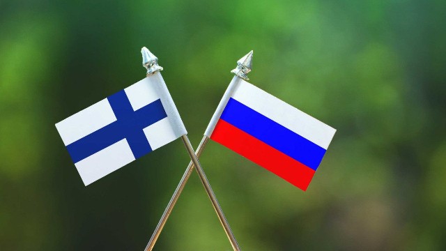Finlandiya Rusiya səfirliyinin9 əməkdaşını ölkədən çıxarır