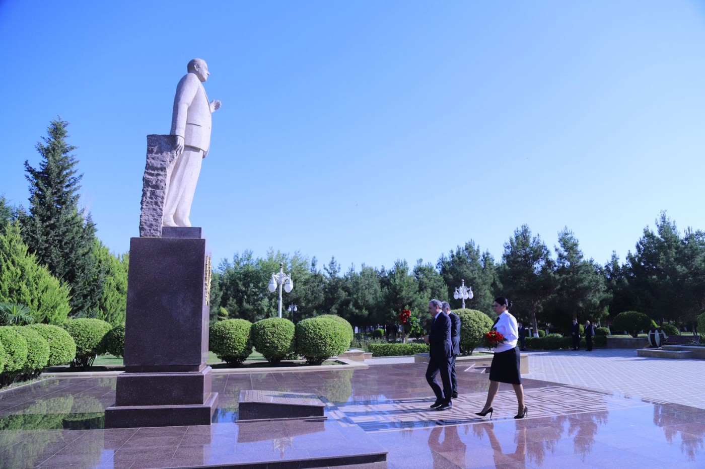 Baş prokuror Hacıqabulda vətəndaşları qəbul etdi - FOTOLAR