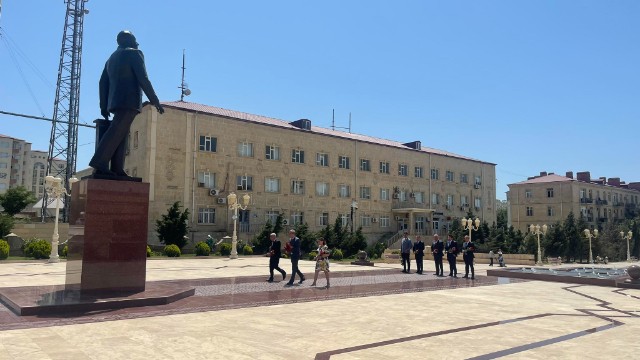 Lökbatanda Ulu Öndərin abidəsi ziyarət olundu - FOTOLAR