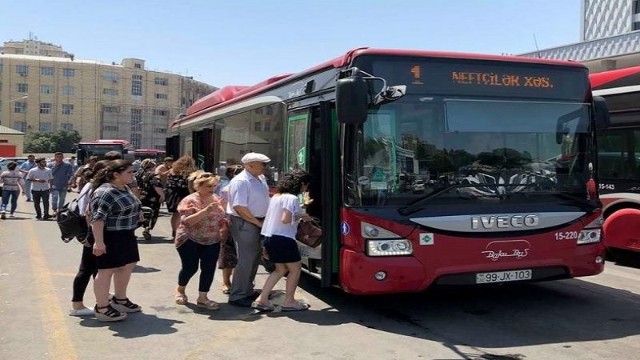 114 avtobusun hərəkət intervalında gecikmələr var 