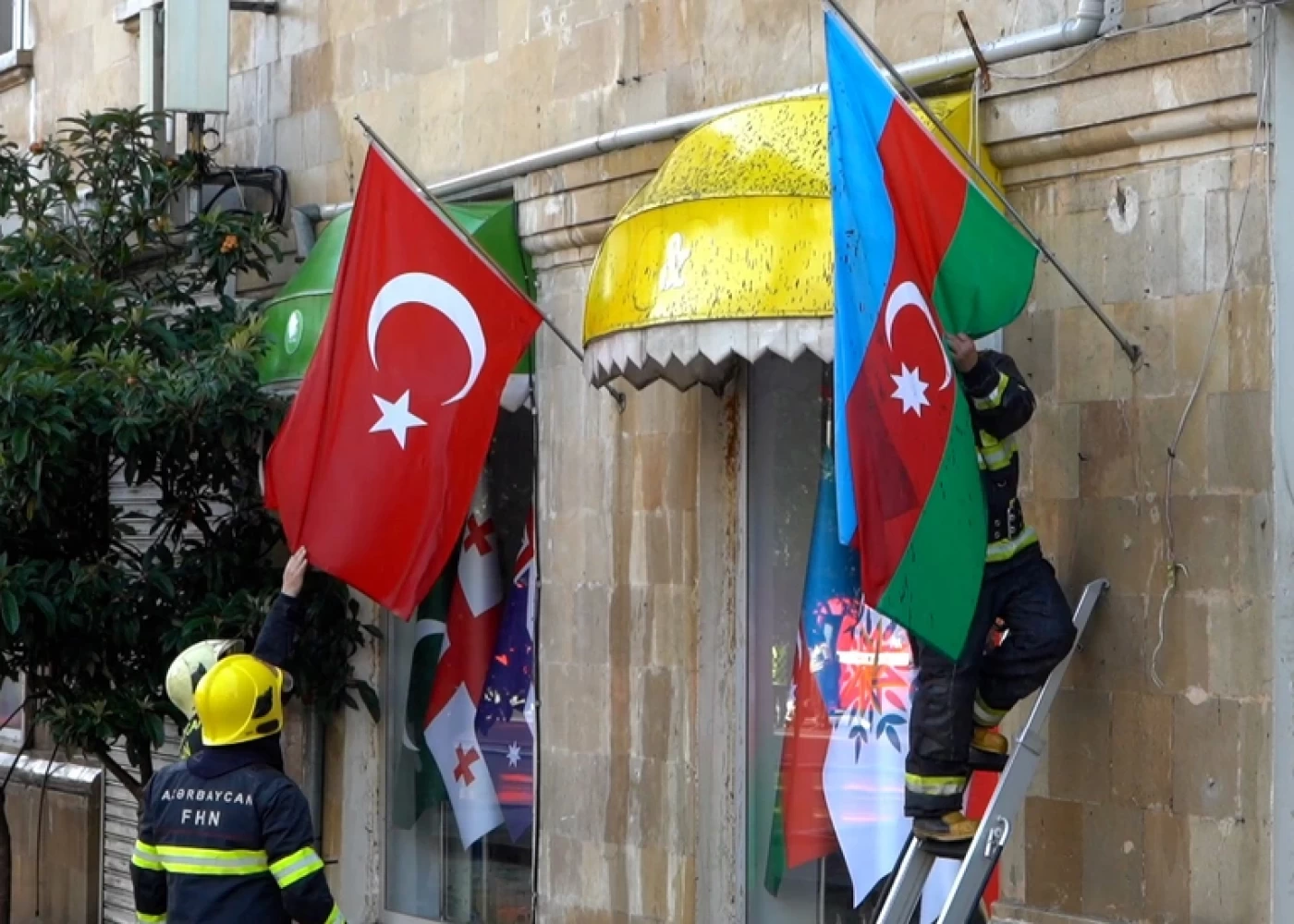 FHN əməkdaşının bu hərəkəti Türkiyədə gündəm oldu - VİDEO