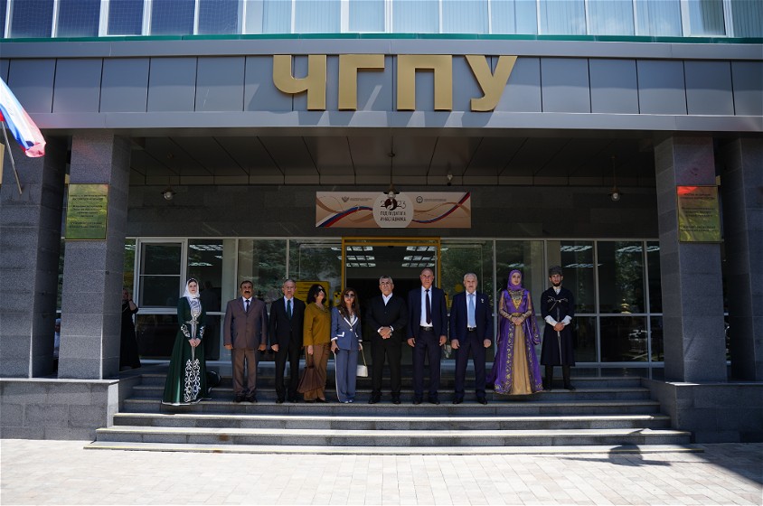 Çeçenistanın bu universitetində Azərbaycan mədəniyyəti mərkəzi açılıb - FOTOLAR