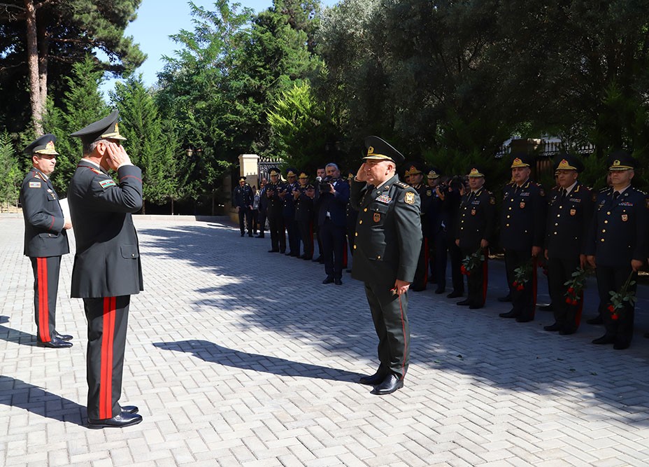 Zakir Həsənov onlara "general-mayor" rütbələrini təqdim etdi - FOTOLAR