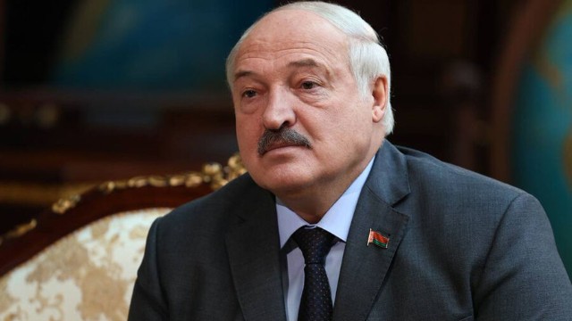 Lukaşenko da xalqa müraciət edəcək 