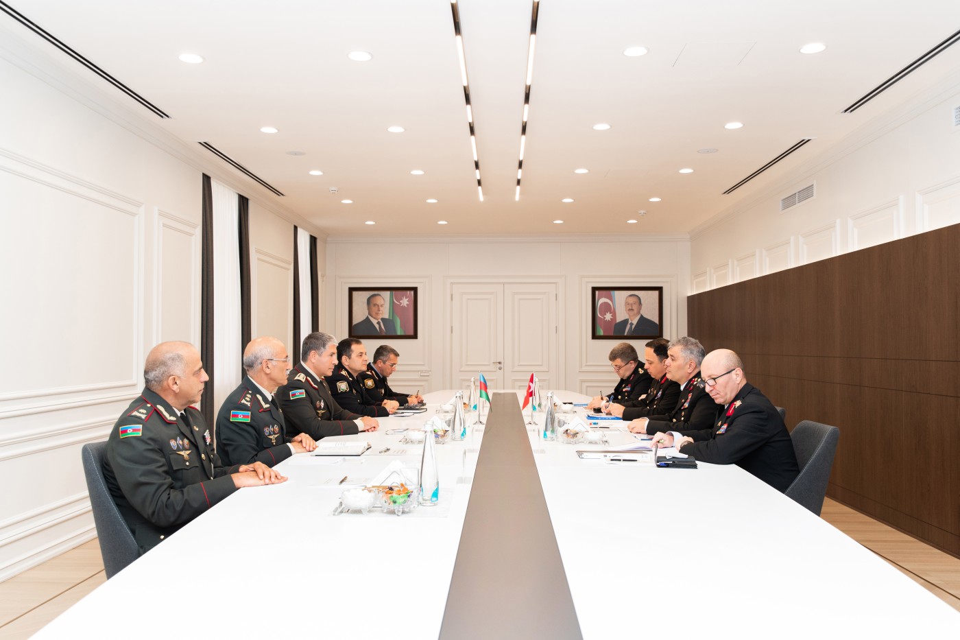Vilayət Eyvazov Türkiyə Jandarm Baş Komandanının müavini ilə görüşdü - FOTO