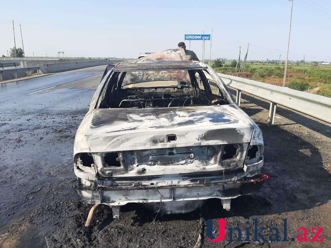 Qazinin avtomobili yandı - FOTOLAR
