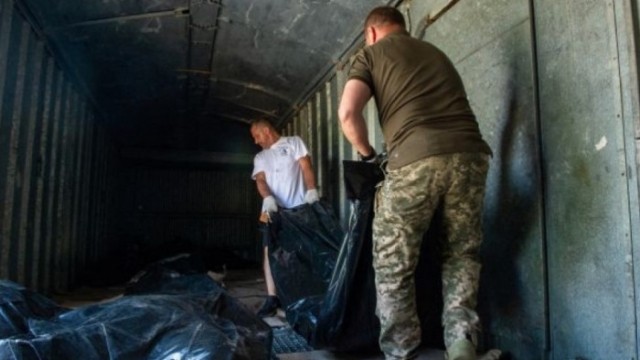 Ukraynanın 44 hərbçisinin cəsədi qaytarıldı 