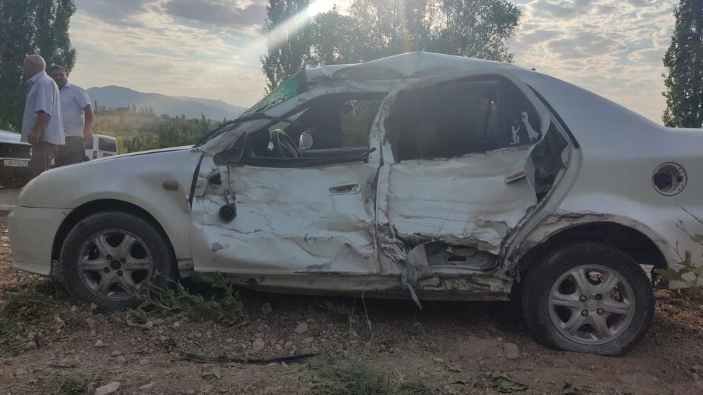 Naxçıvanda ağır yol qəzası: Sürücülər yaralandı (YENİLƏNİB)