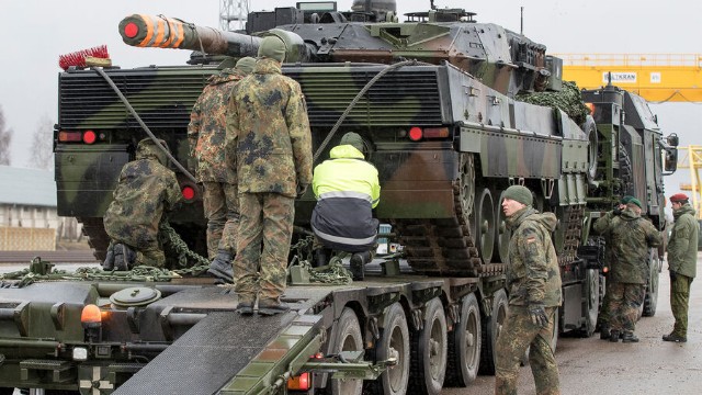 Danimarka Ukraynaya daha 45 tank verəcək 