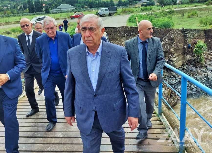 Saleh Məmmədov Astarada selin zərər vurduğu yol və körpülərə baxış keçirdi - FOTO